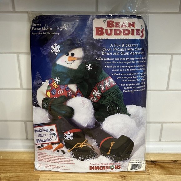 Dimensions Bean Buddies Snowy Friend Maker Craft Kit Winter Snow Snowman #62170 - Picture 1 of 7